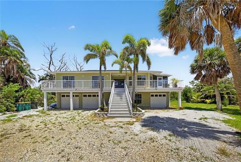 640 Oliva ST SANIBEL FL 33957