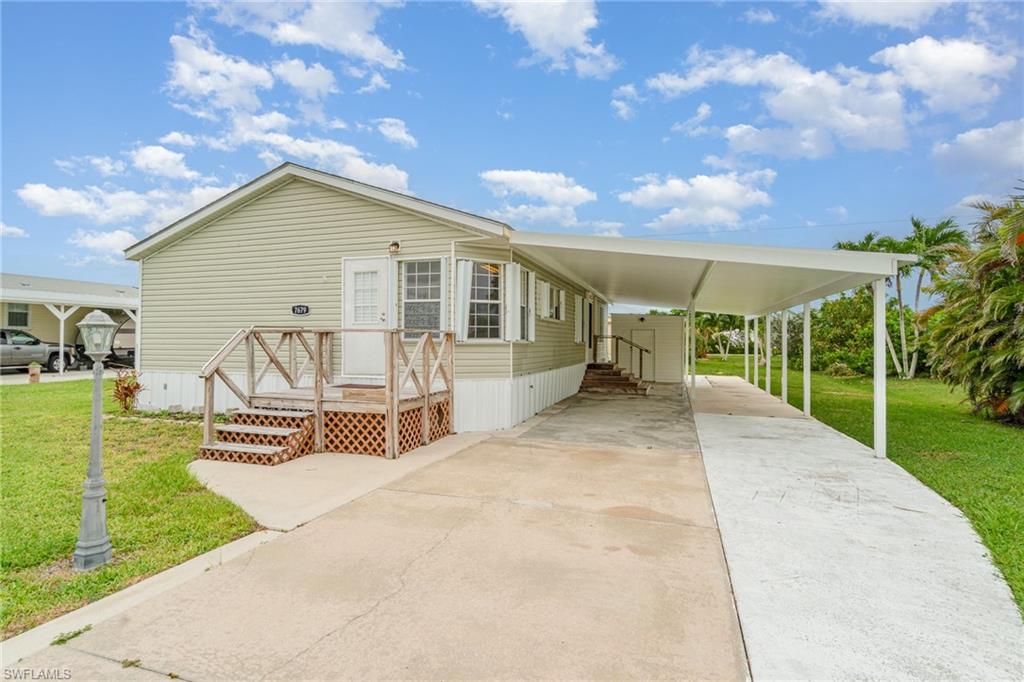 7679 Farrell RD