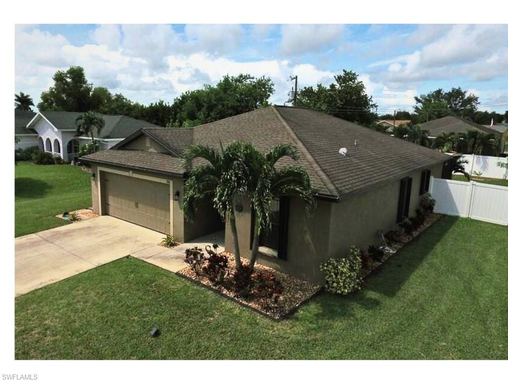 CAPE CORAL - Residential