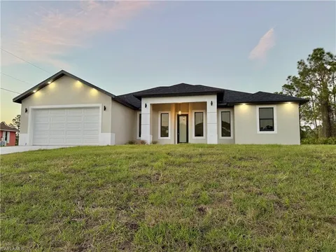 1061 Sunrise Blvd, Lehigh Acres, FL 33974 - #: 225021483