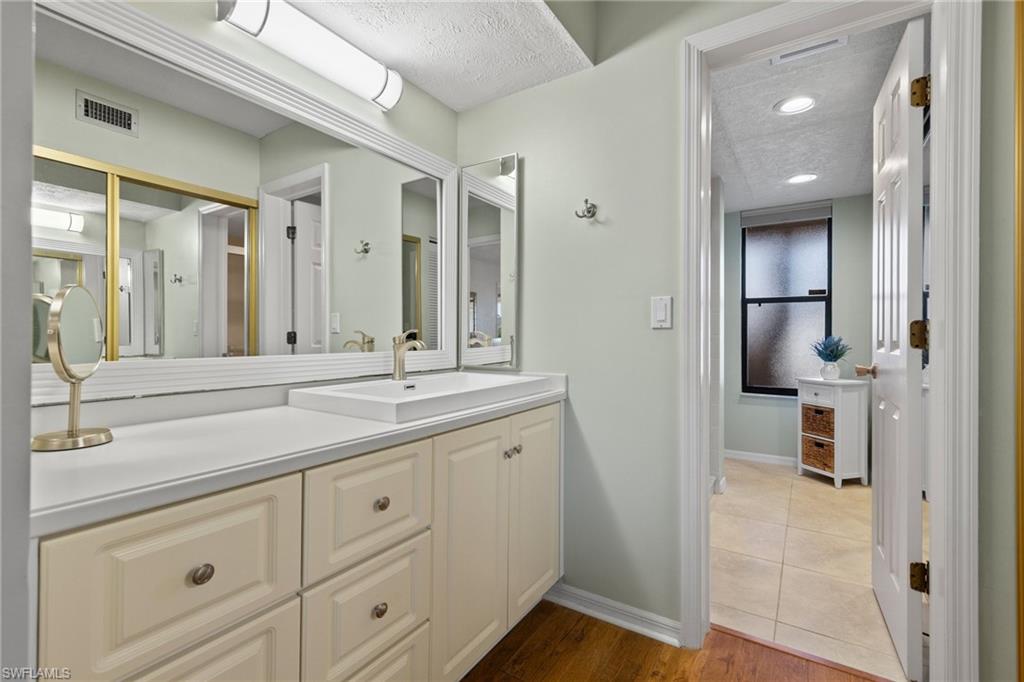 RUBICAN VISTA CONDO - Residential