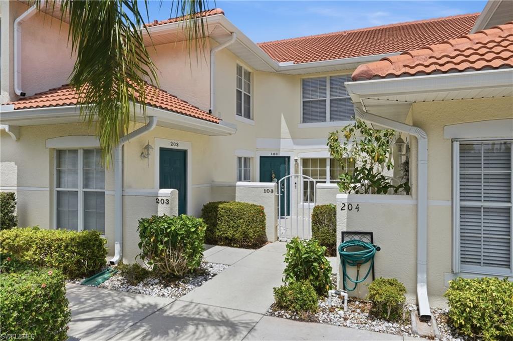 LAKEVIEW AT CARLTON LAKES - Residential Lease