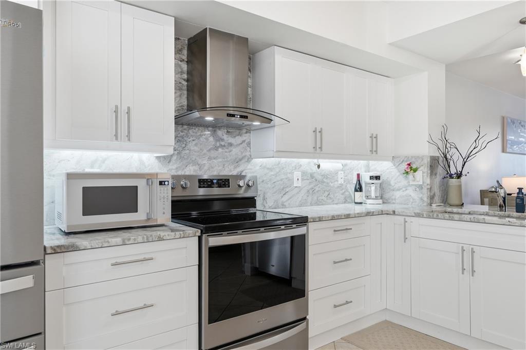 LAKEVIEW AT CARLTON LAKES - Residential Lease