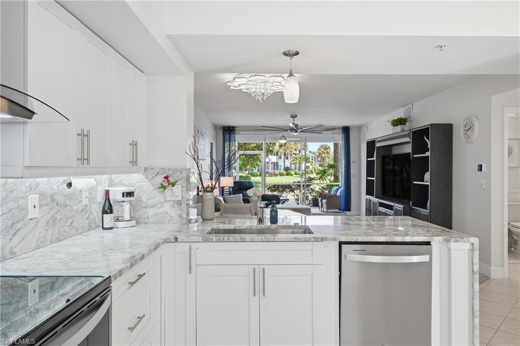 LAKEVIEW AT CARLTON LAKES - Residential Lease