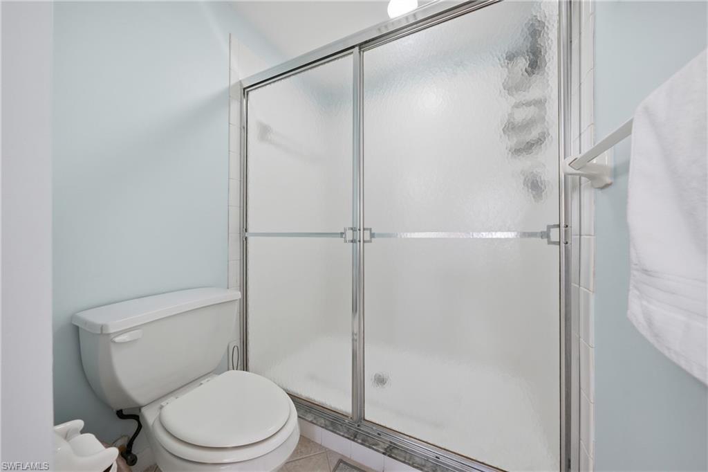 LAKEVIEW AT CARLTON LAKES - Residential Lease