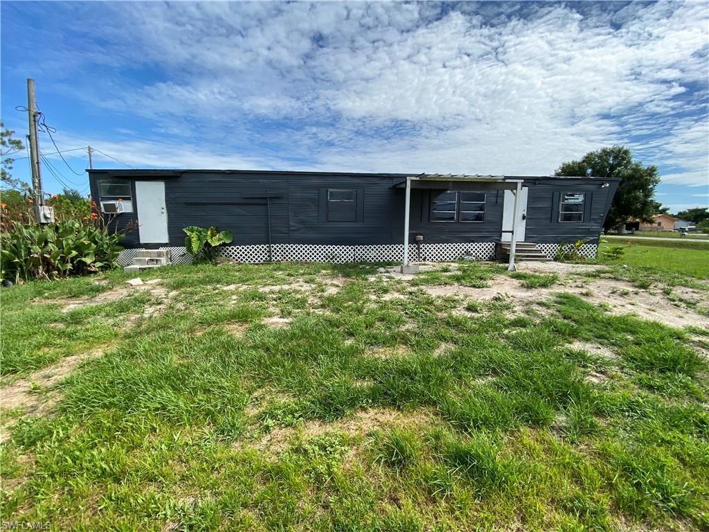 SUNCOAST ESTATES UNREC - Residential Lease