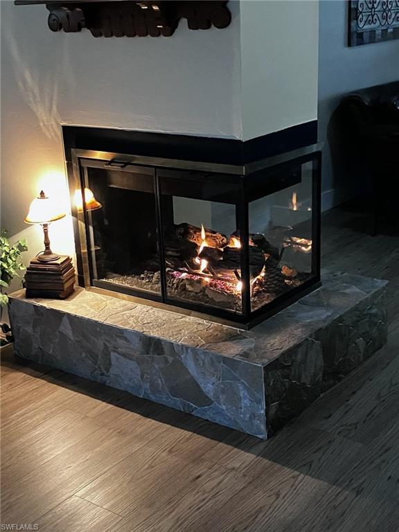 ISLAND PARK VILLAGE - Residential