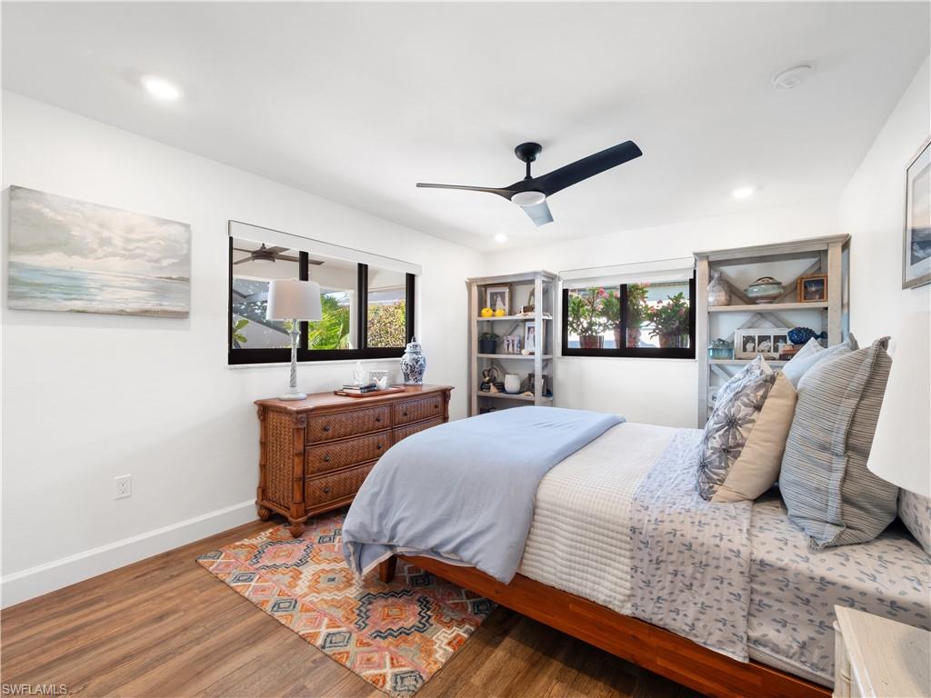 TOWN AND RIVER - Residential