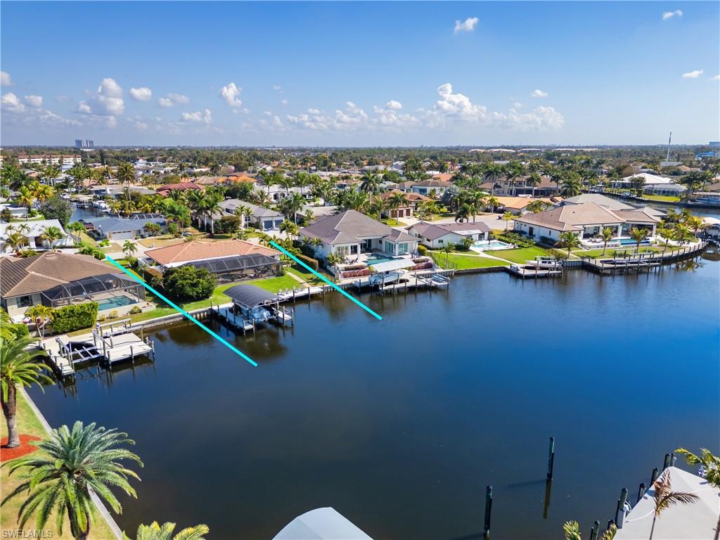 TOWN AND RIVER - Residential