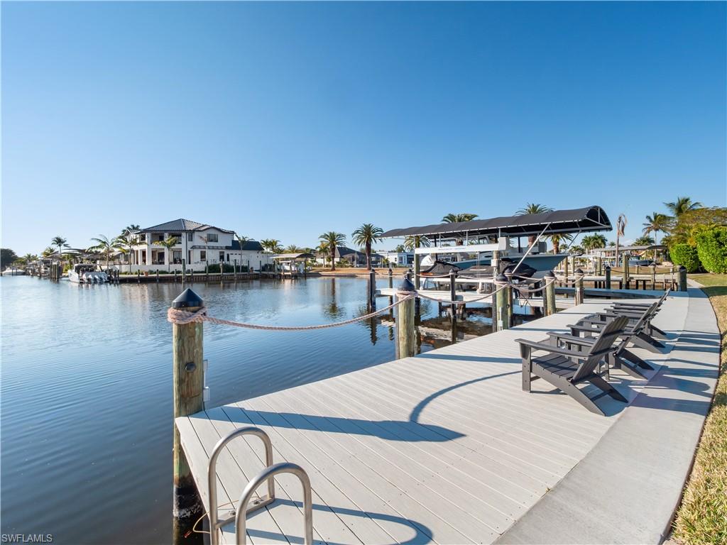 TOWN AND RIVER - Residential