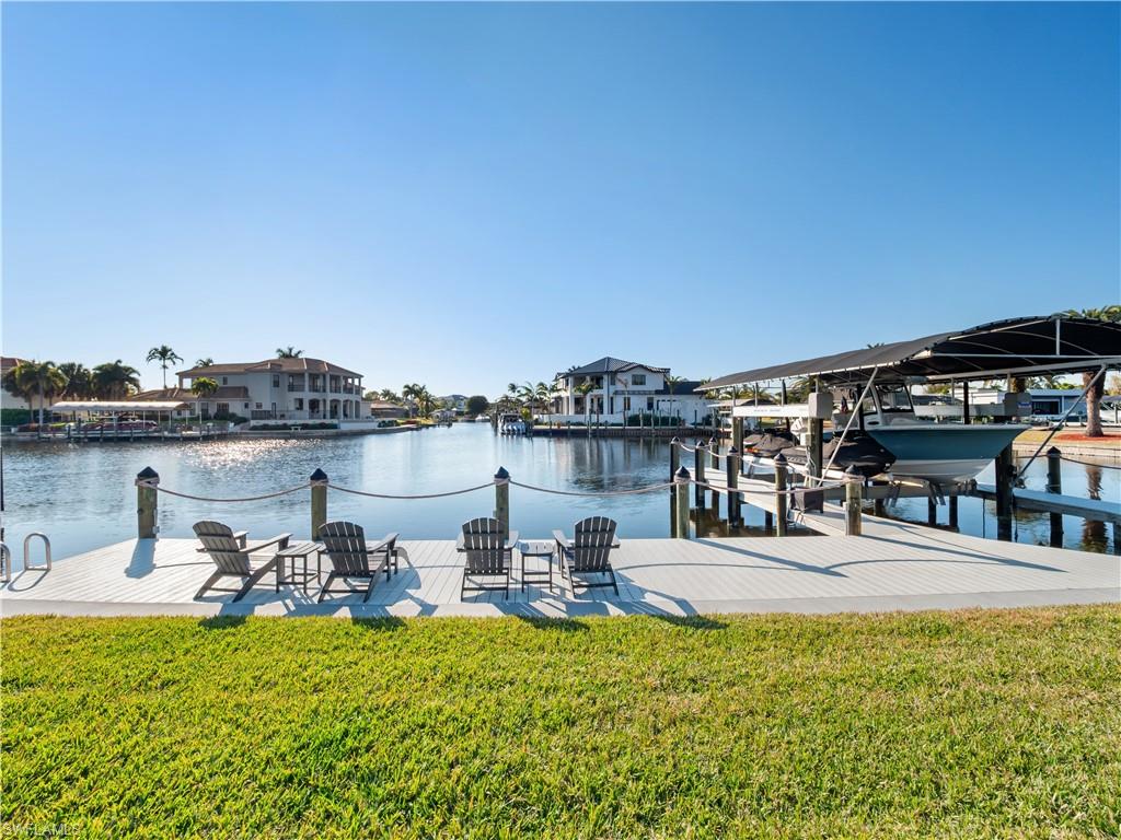 TOWN AND RIVER - Residential