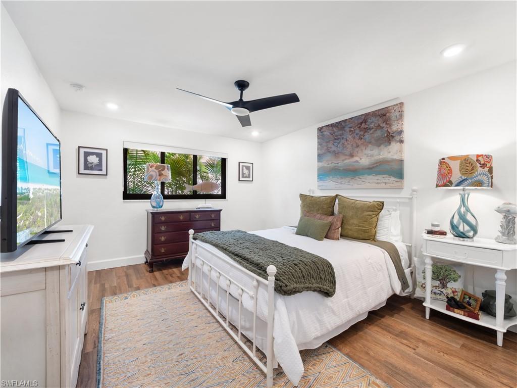 TOWN AND RIVER - Residential