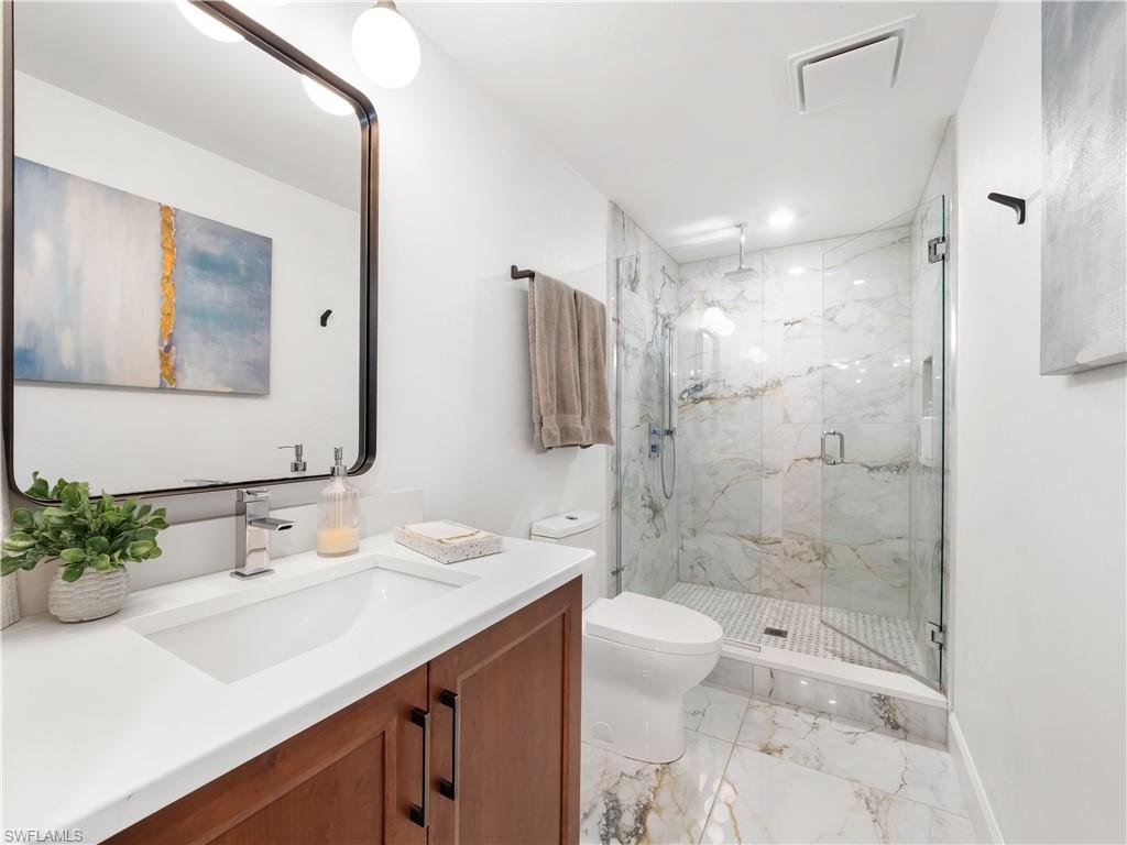 TOWN AND RIVER - Residential