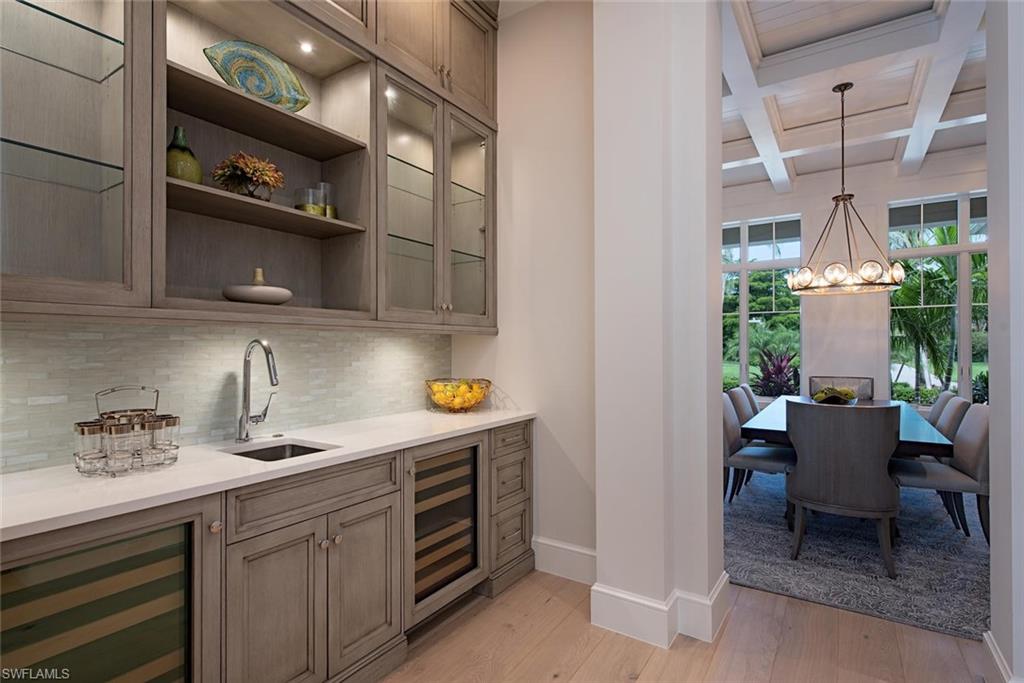 PARK SHORE - Residential