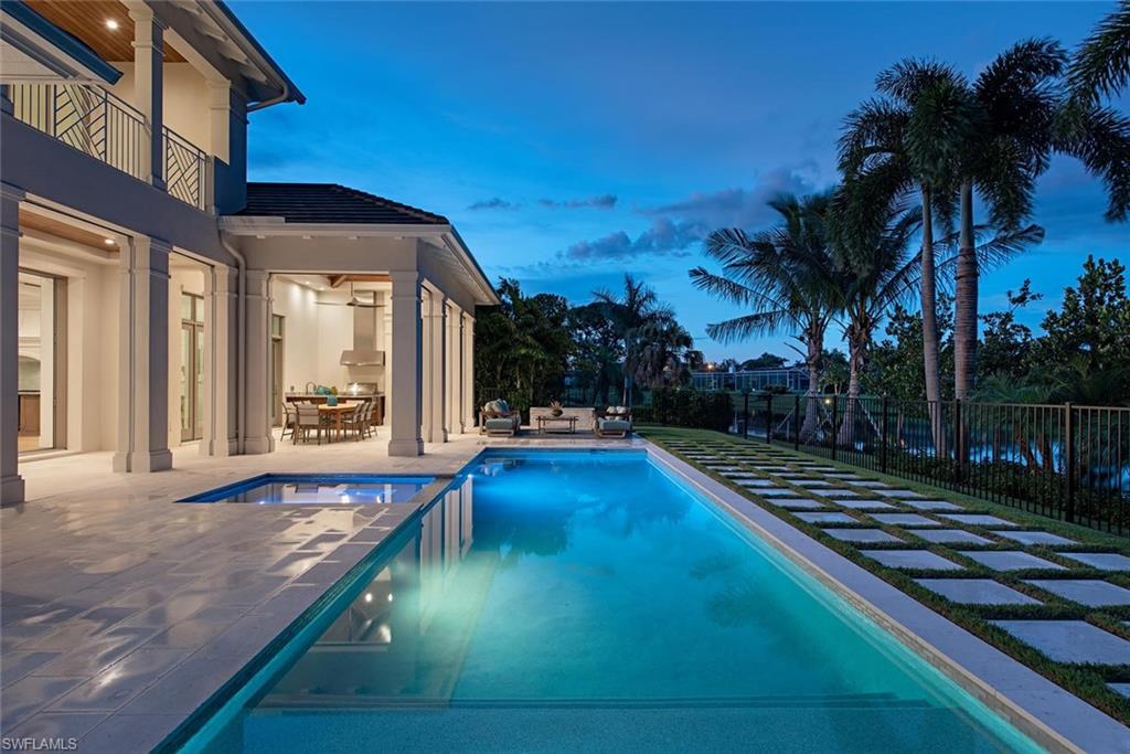 PARK SHORE - Residential