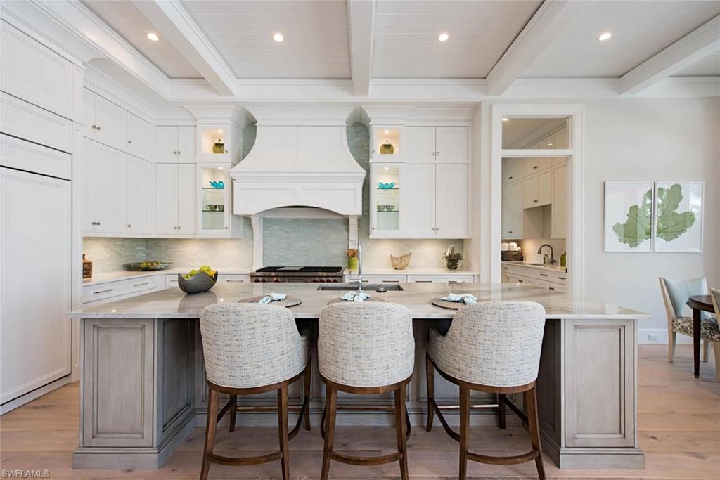 PARK SHORE - Residential