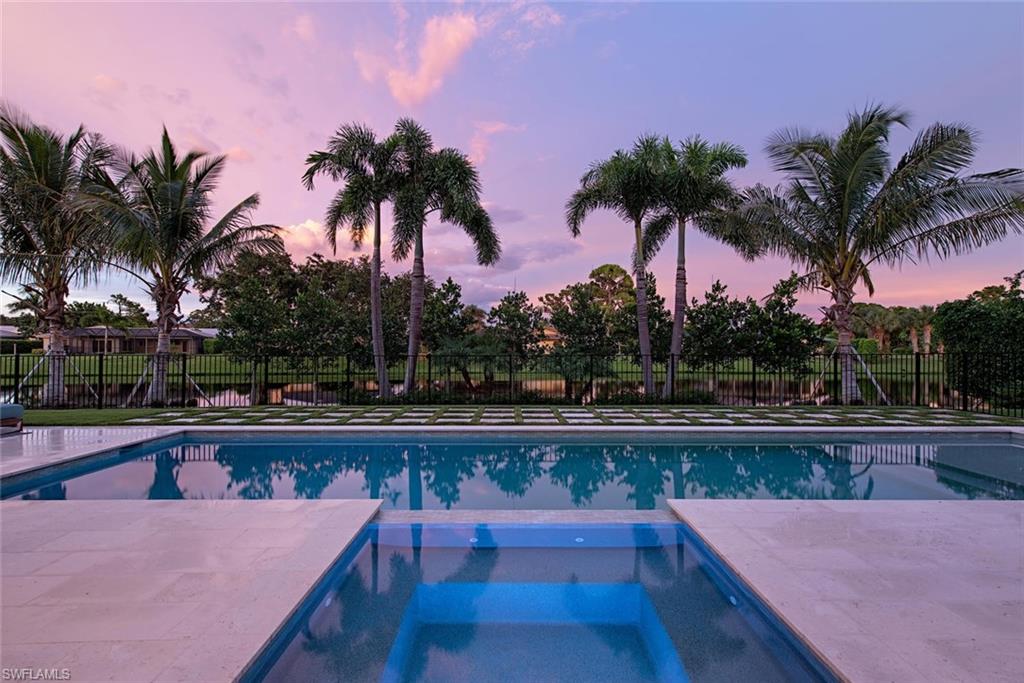 PARK SHORE - Residential