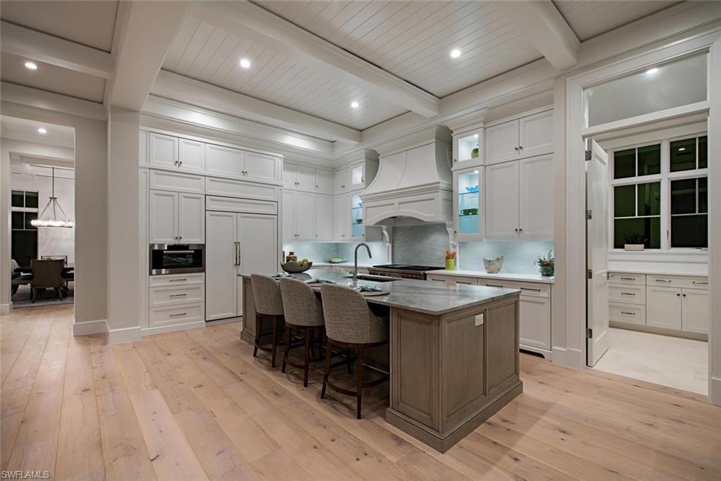 PARK SHORE - Residential