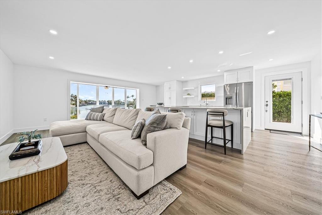 AMBASSADOR CLUB - Residential Lease