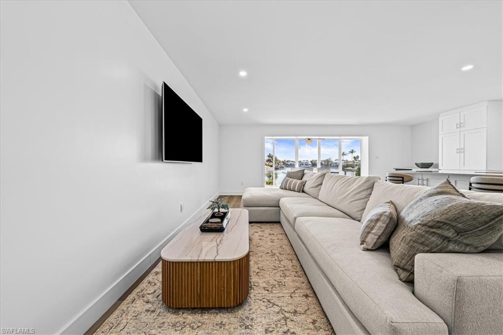 AMBASSADOR CLUB - Residential Lease