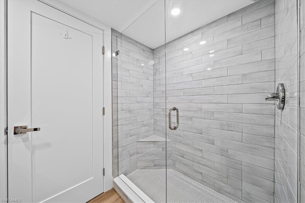 AMBASSADOR CLUB - Residential Lease