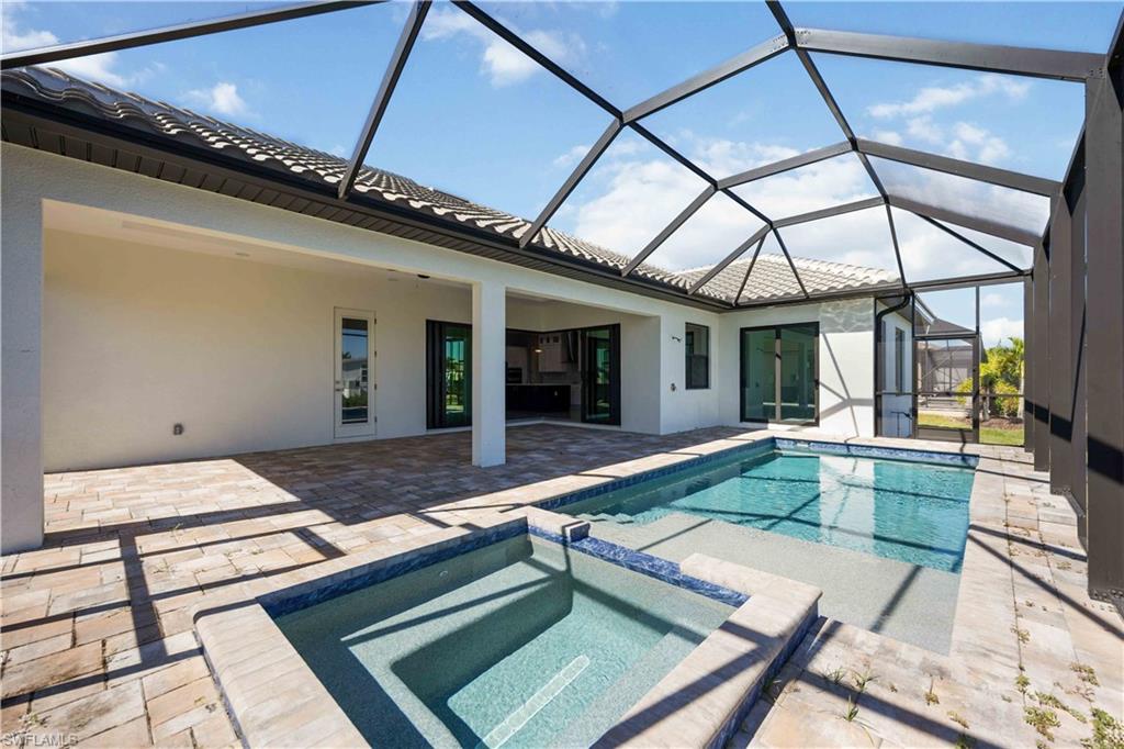 WINDWARD ISLE - Residential