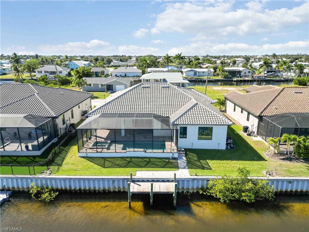 WINDWARD ISLE - Residential