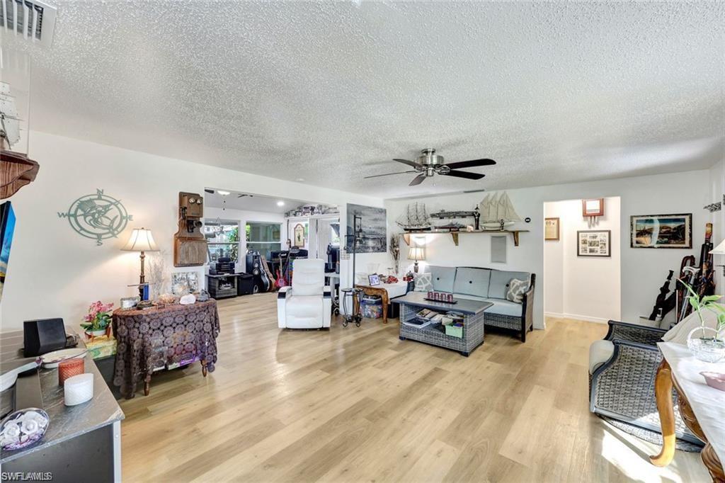 FORT MYERS SHORES - Residential