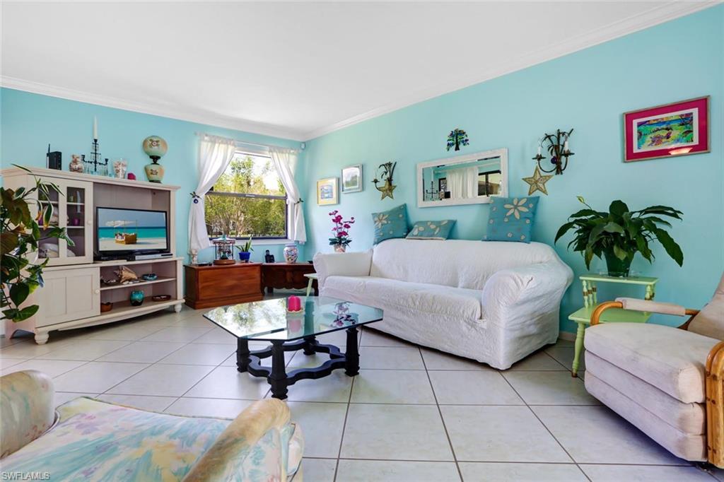 GOLDEN GATE CITY - Residential