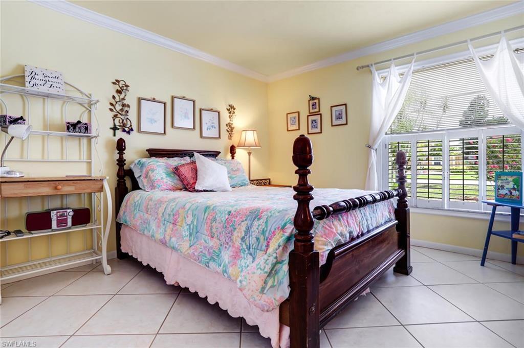 GOLDEN GATE CITY - Residential