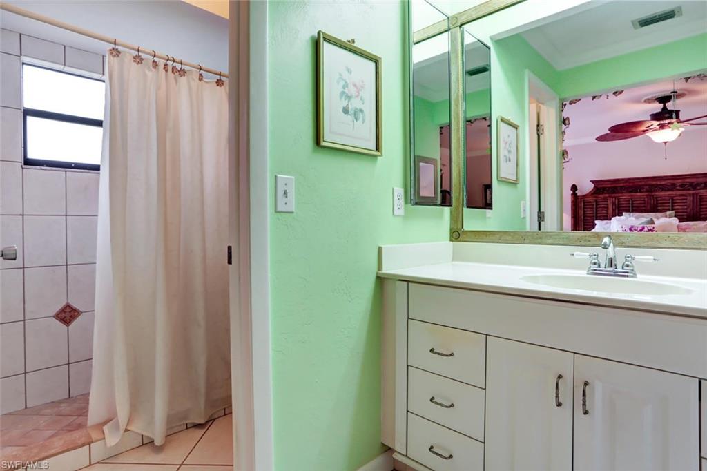 GOLDEN GATE CITY - Residential