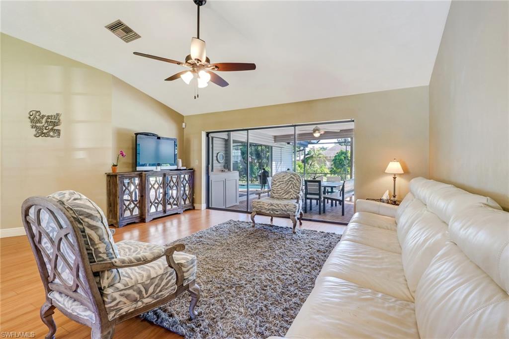 RIVER OAKS - Residential