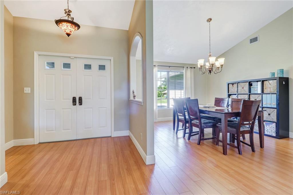 RIVER OAKS - Residential