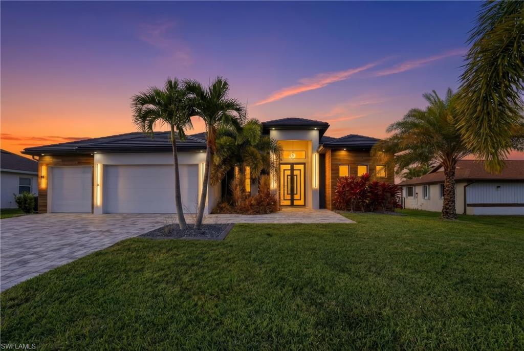 CAPE CORAL - Residential