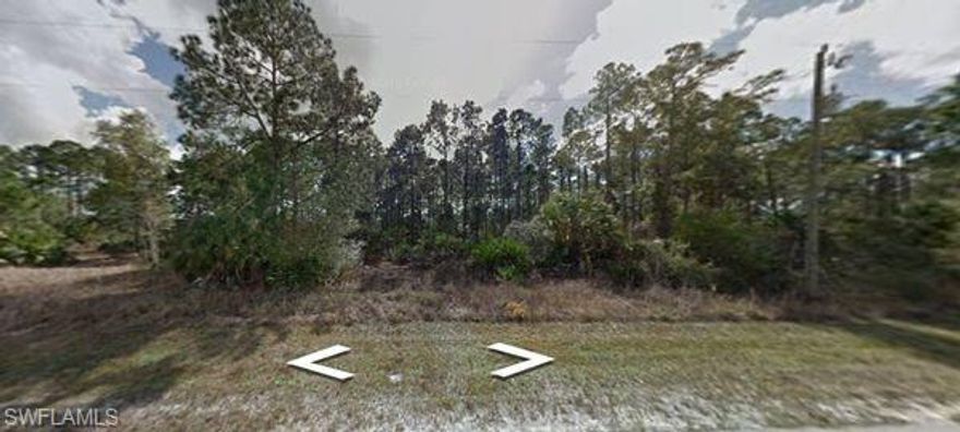 Great lot in an excellent location! Homes are already being built on the street. Lot size is approximately 0.25 acres and will need to cleared. Call now before it's gone!