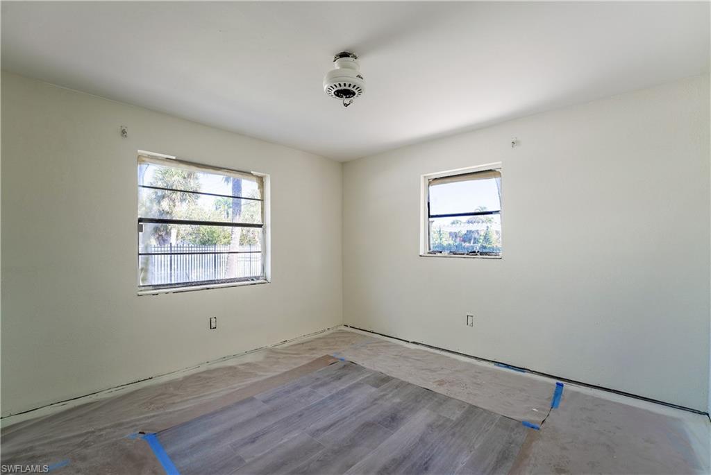 EAST ROCKS - Residential