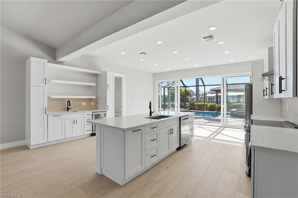 SANTINI CROSS UNREC - Residential