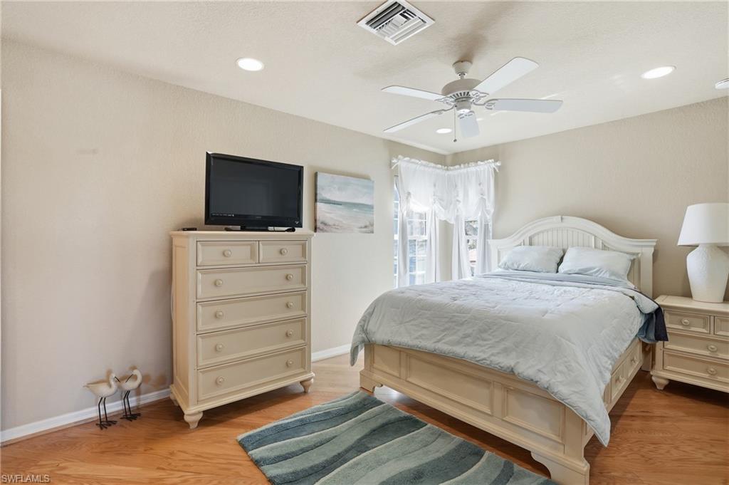 SANTINI CROSS UNREC - Residential