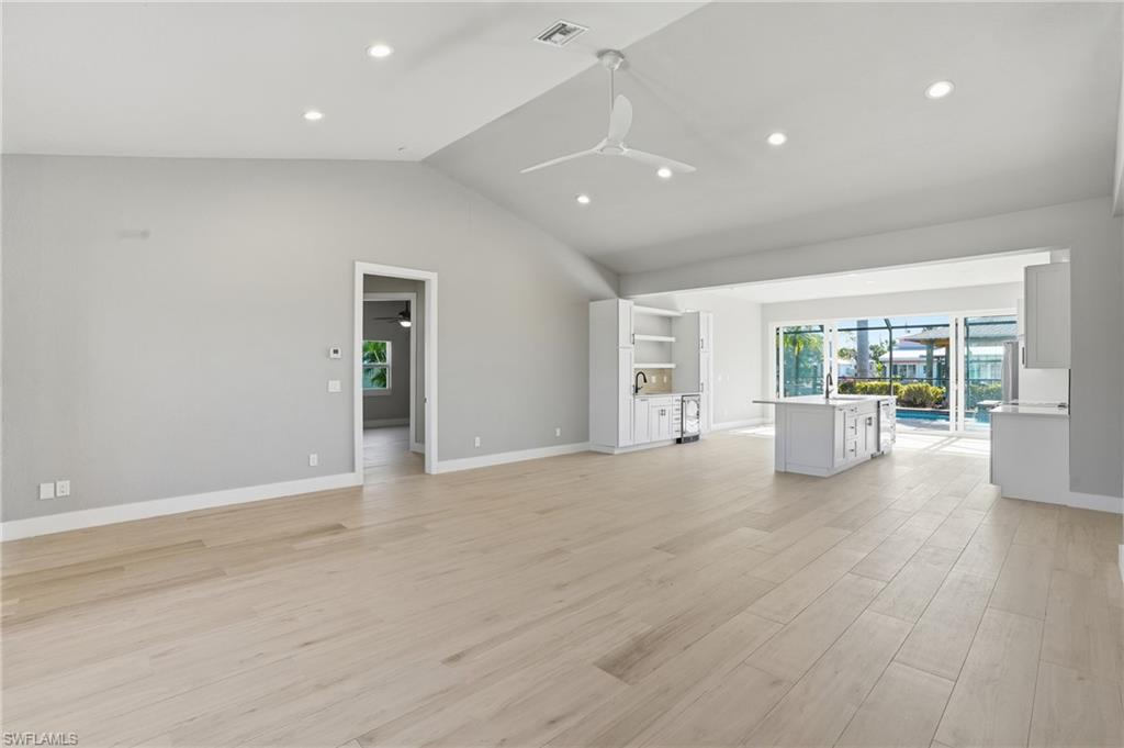 SANTINI CROSS UNREC - Residential