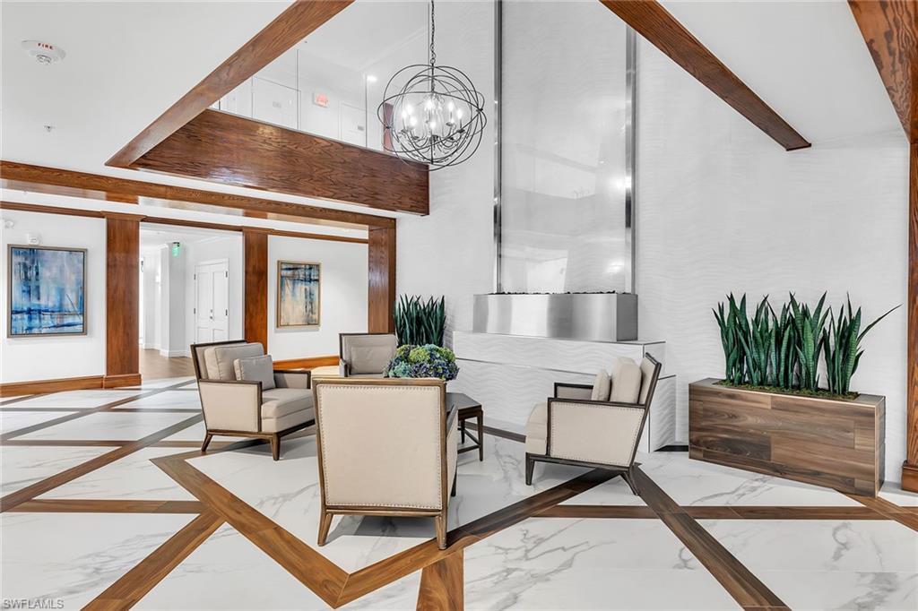 DORCHESTER - Residential