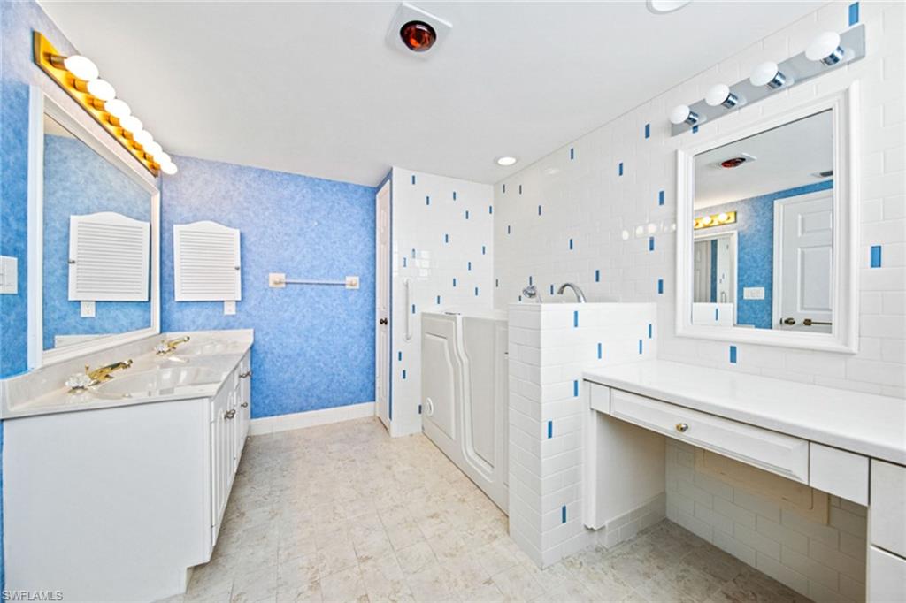 DORCHESTER - Residential