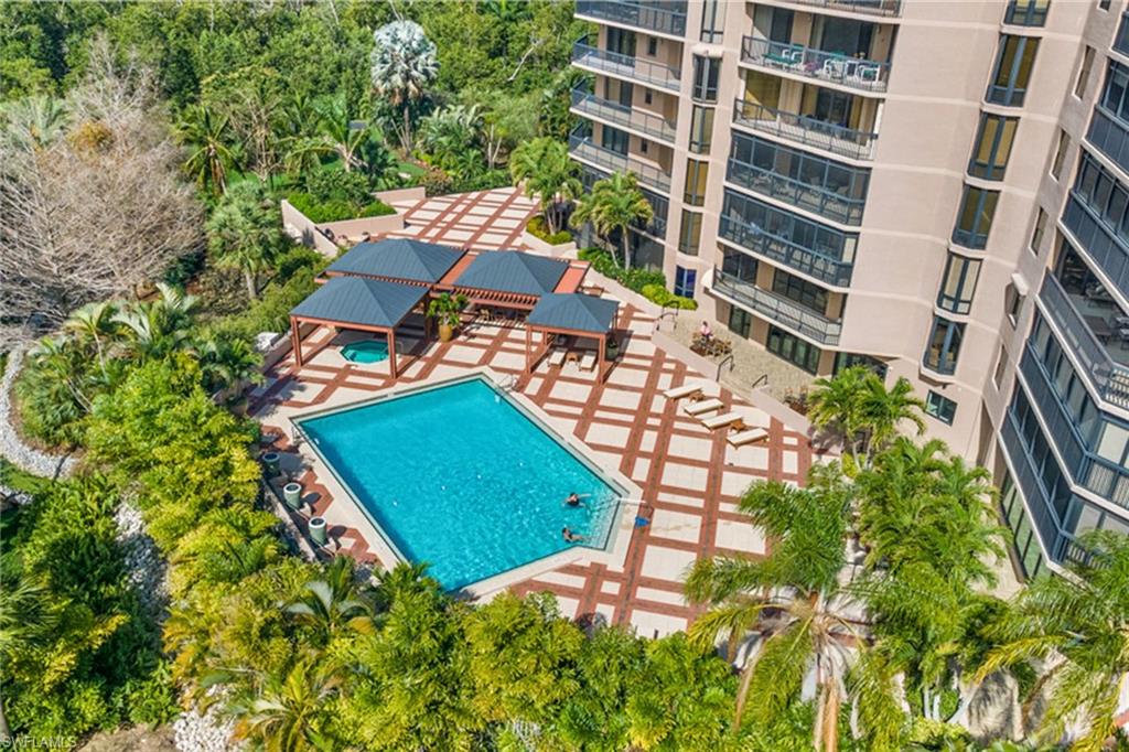 DORCHESTER - Residential