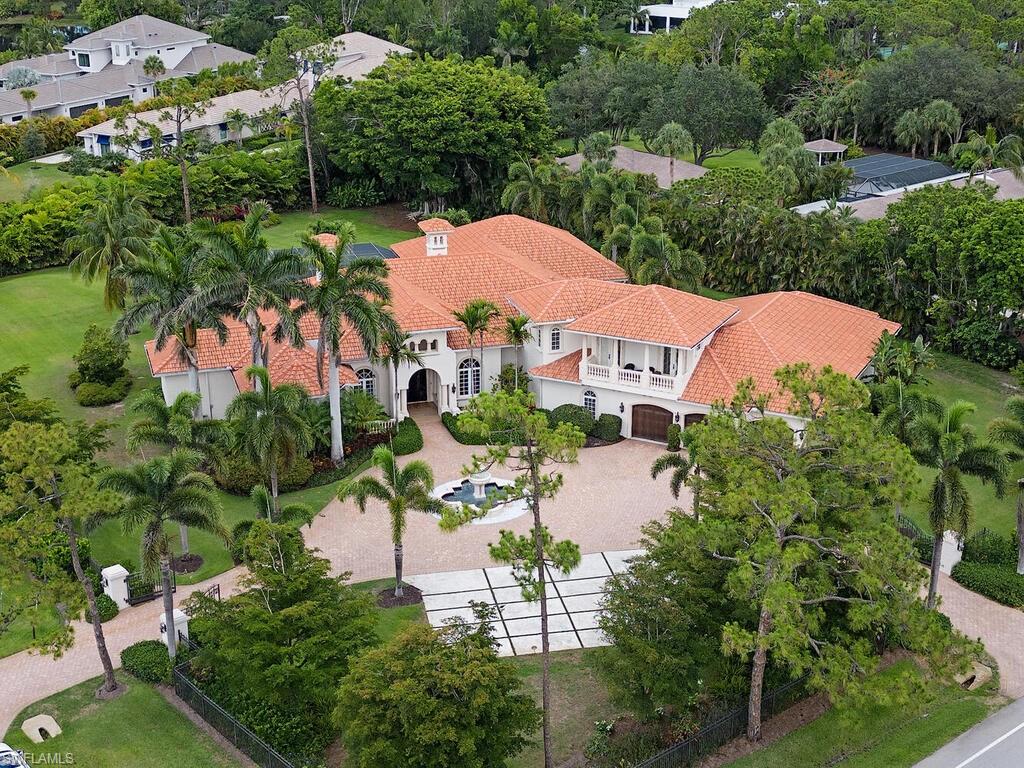 PINE RIDGE - Residential