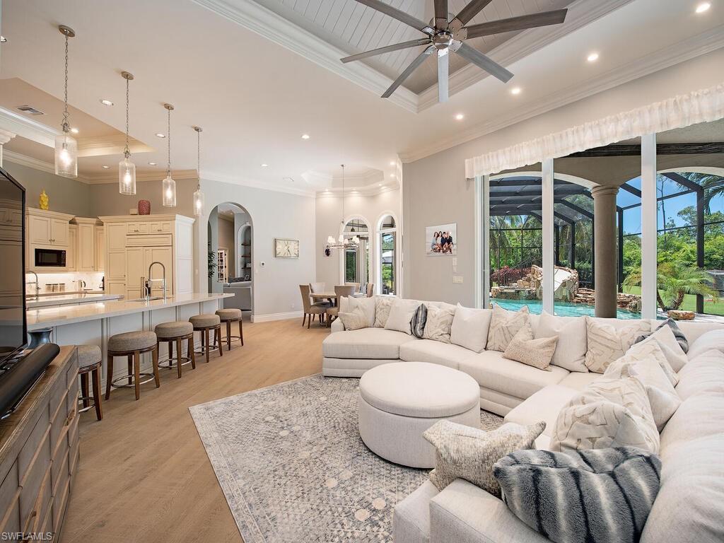 PINE RIDGE - Residential