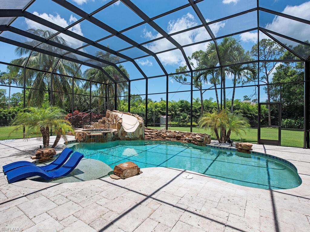 PINE RIDGE - Residential