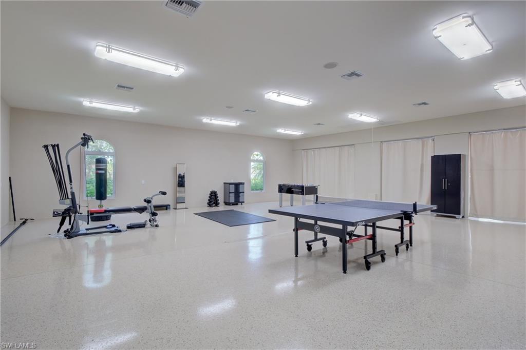 PINE RIDGE - Residential