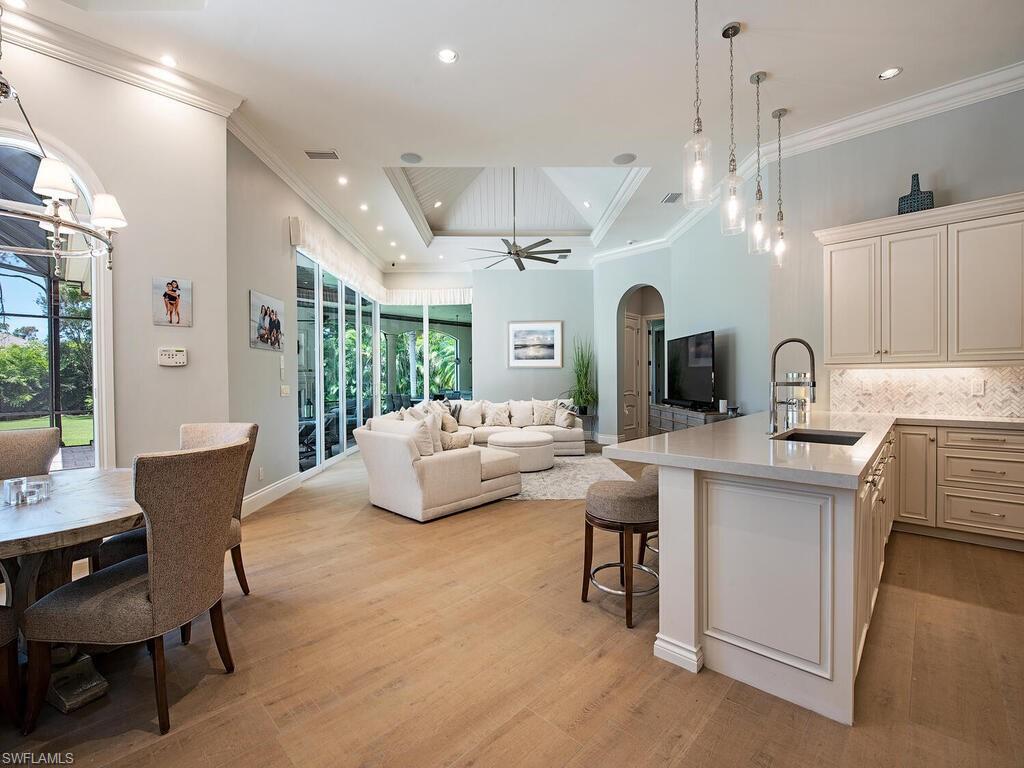 PINE RIDGE - Residential