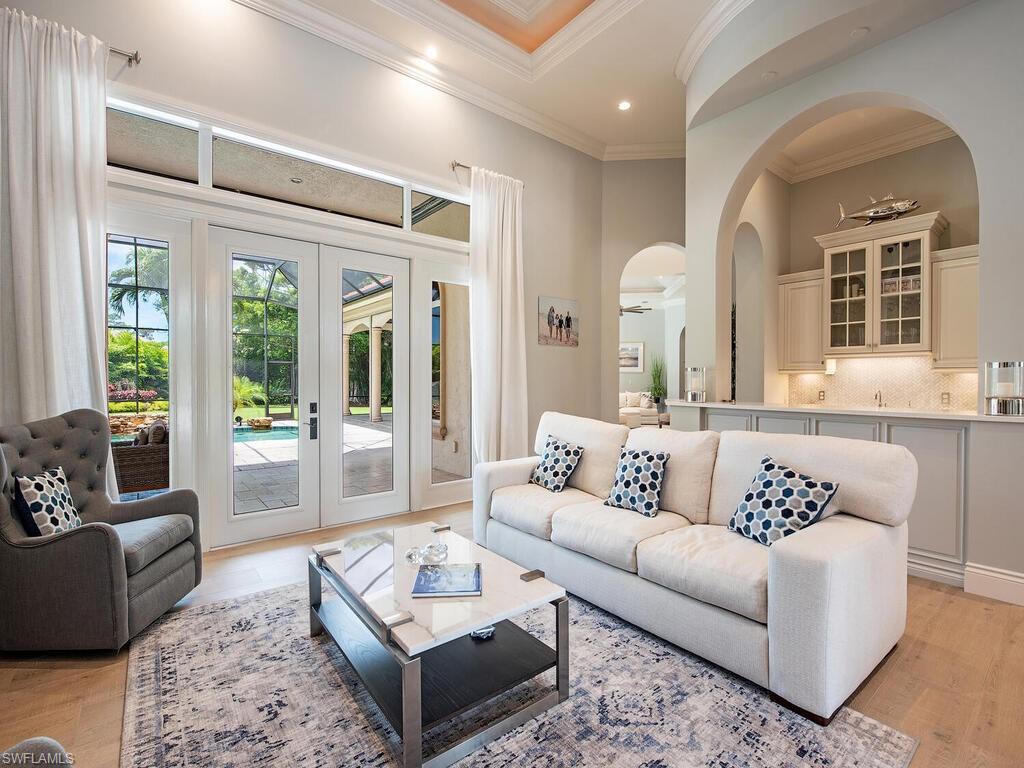 PINE RIDGE - Residential