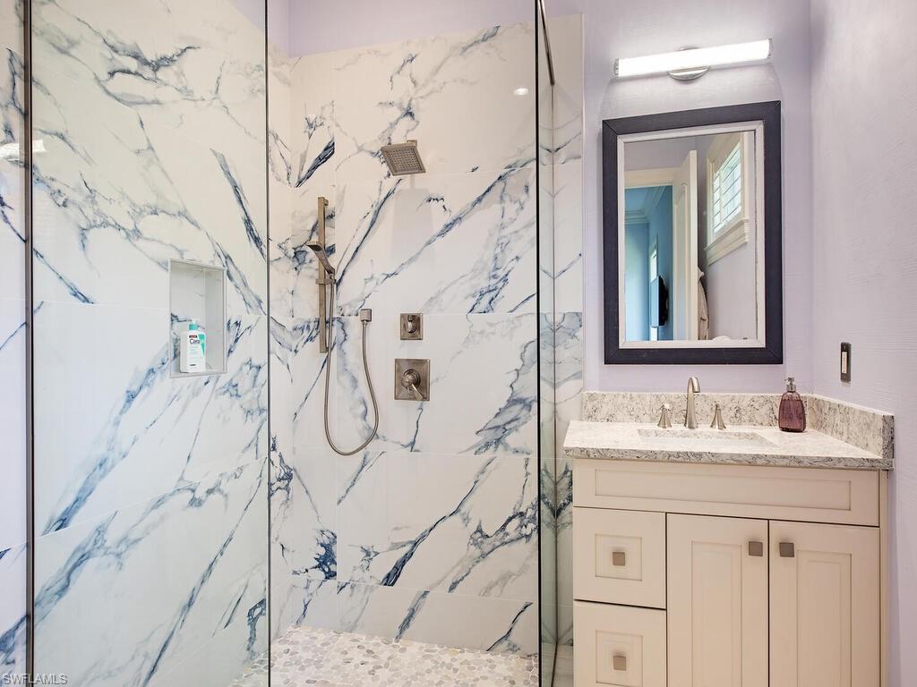 PINE RIDGE - Residential