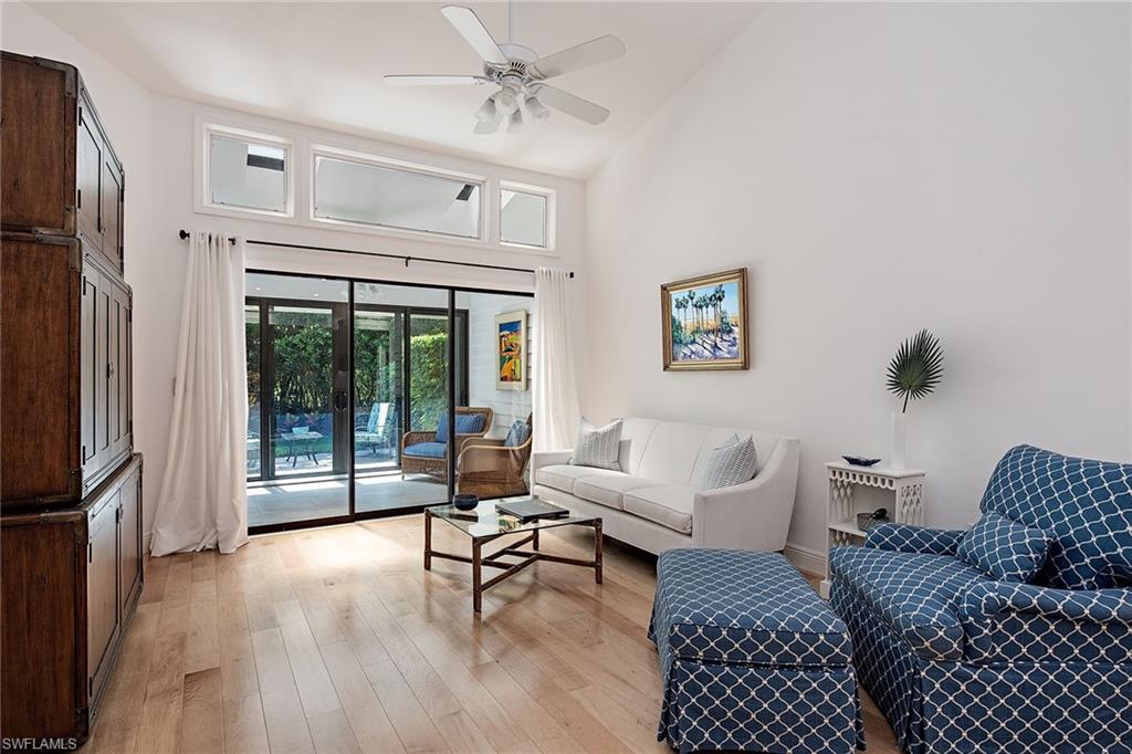 VILLAS AT PELICAN BAY - Residential